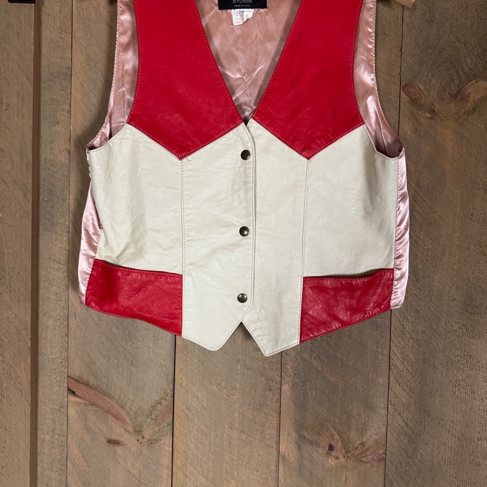 Vintage Charle’s Studio 2001 red and ivory leather vest with satin back Large - Picture 4 of 9